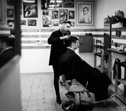 Мужская парикмахерская Alex barber фото 2